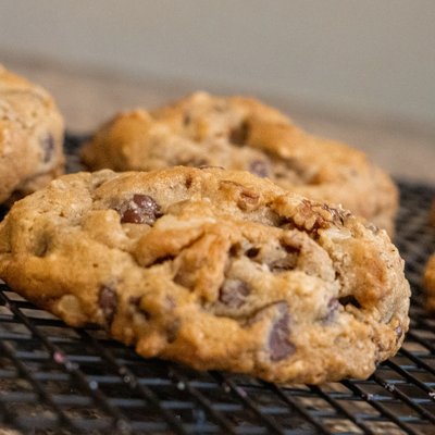 Chocolate Chip With Walnut Cookie