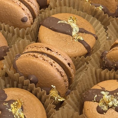 Ferrero Rocher Macaron (dozen)