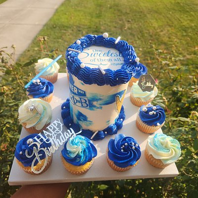 The Mini Sweetest celebration board