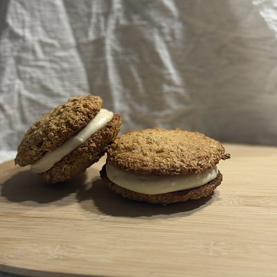 1 Oatmeal Cream Pie Cookies