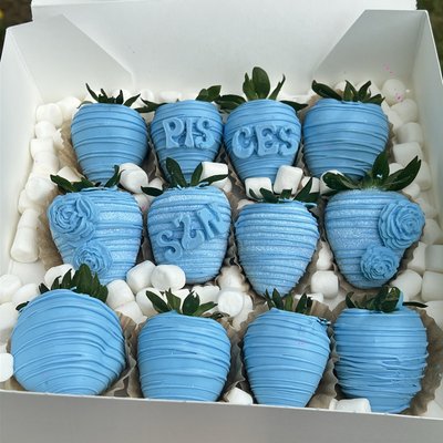 Dozen Of Custom Strawberries 