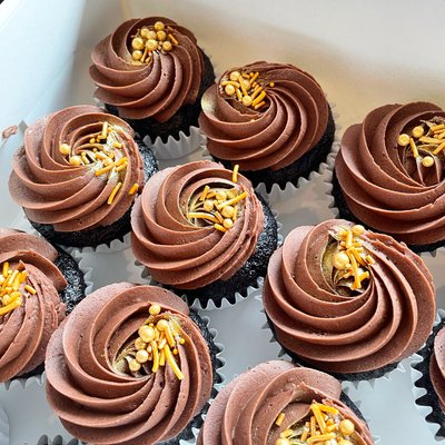 Custom Cupcakes 