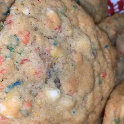 Fruity pebble Cookies 