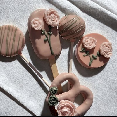 Dozen Custom Dipped Pretzels