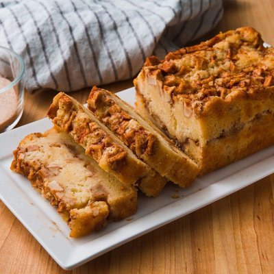 Apple Cinnamon Bread