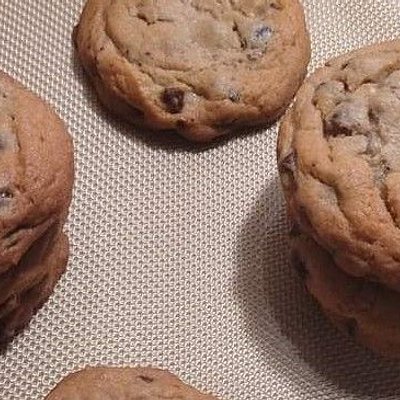 One Dozen Cookies