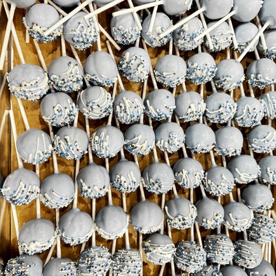 Cake Pops (Dozen)