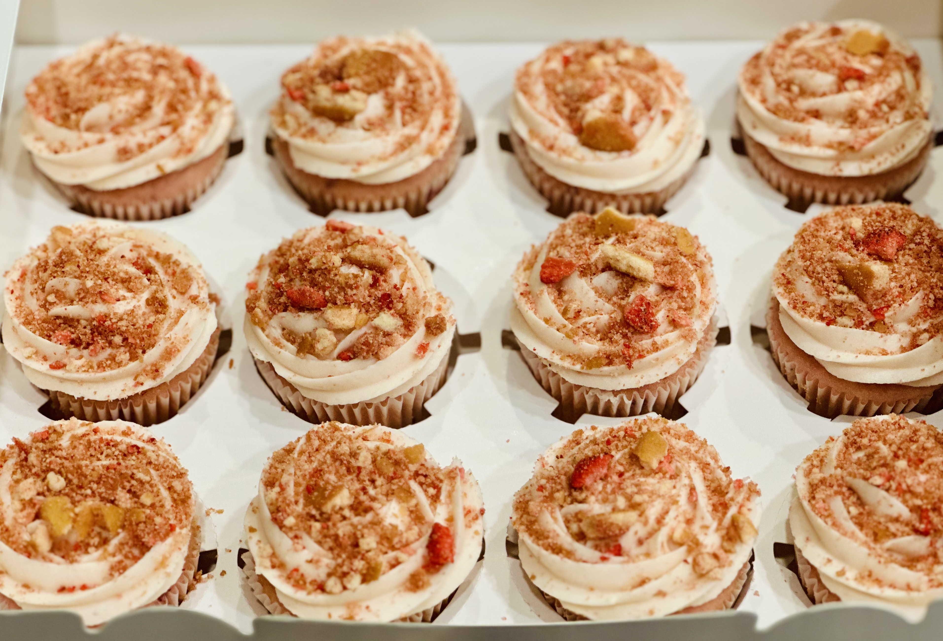 Strawberry Crunch Cupcakes