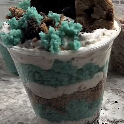 cookie monster cake cup