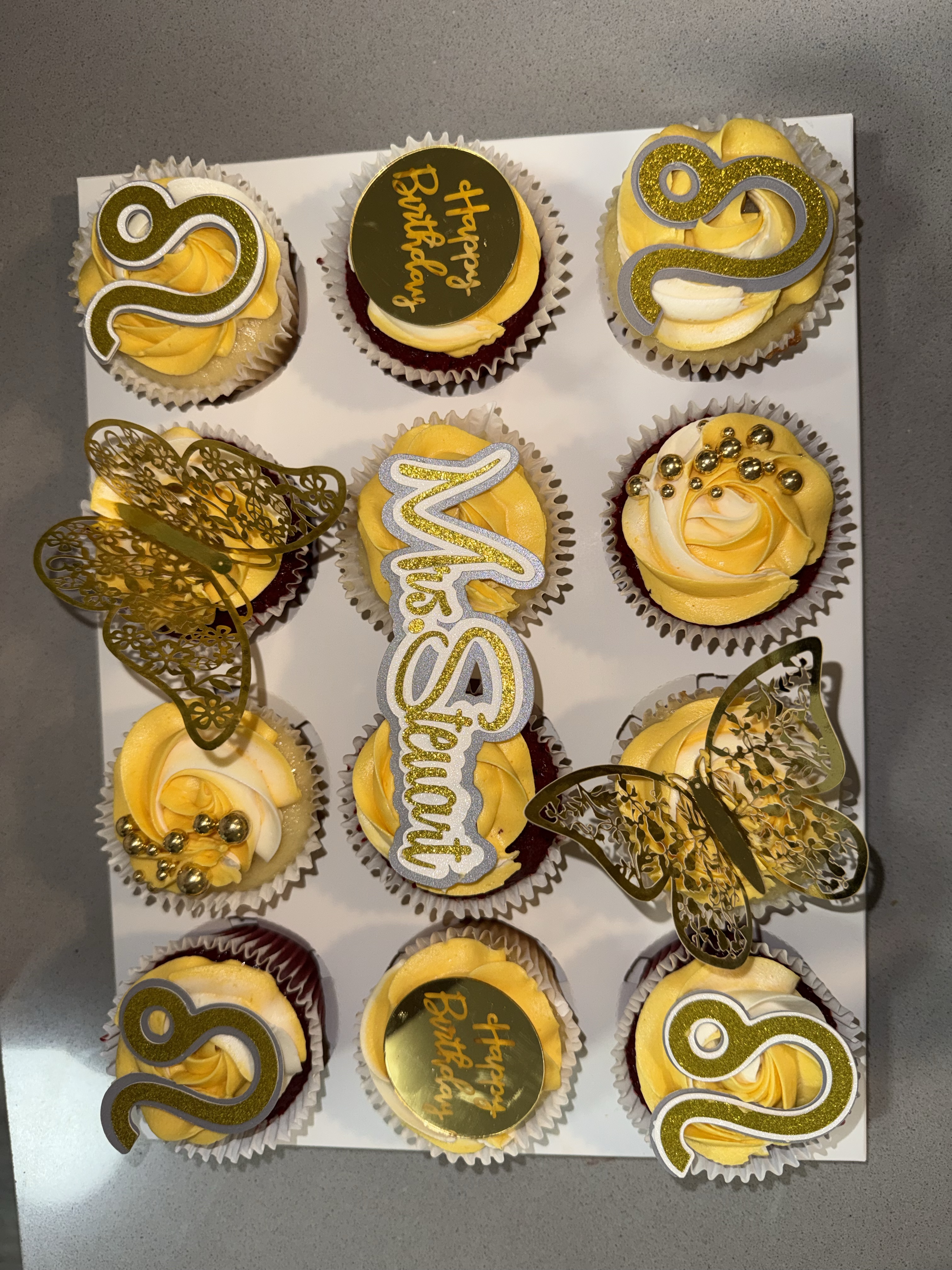  Cupcakes (sold By the Dozen)