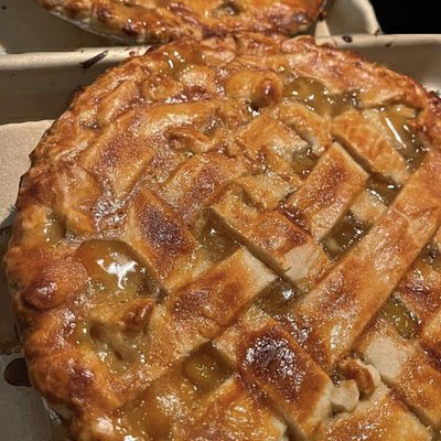 Peach Cobbler Pie