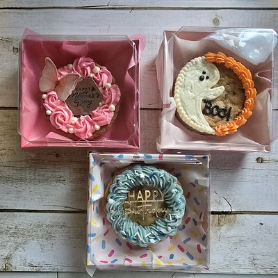 Personal Cookie Cakes