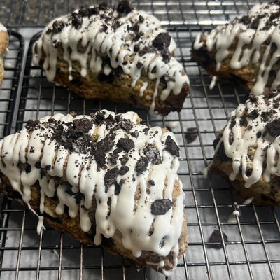 Scones- Cookies & Cream (6 Pack) 