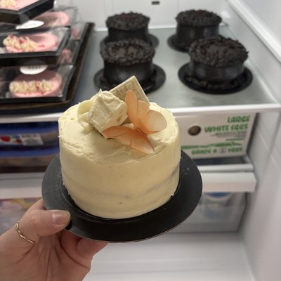 4 Inch 2 Layer Cake