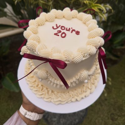 Vintage 6 Inch 2 Layer Cake 