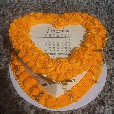 8" Heart Cake (24 Servings)