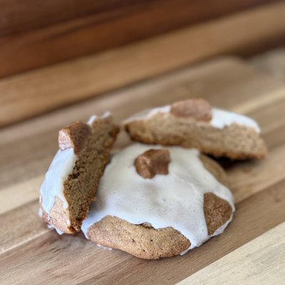 Frosted Cinnamon Roll Cookies