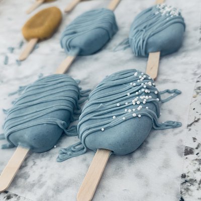 Cakesicles (Dozen)