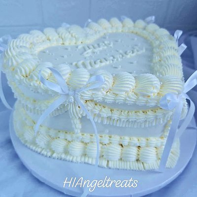 8"*2 layers heartshape cake