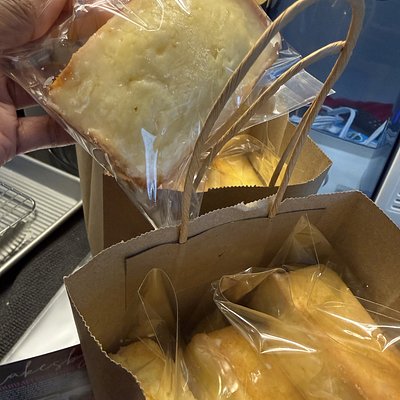 Lemon Pound Cake Bites 