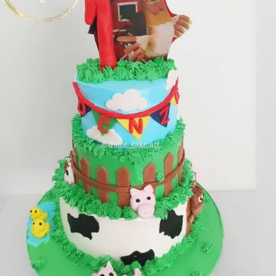 3 Tier Zenon Cake 