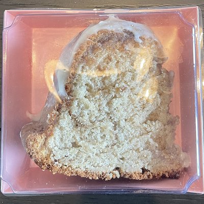 Cinnamon Roll Pound Cake Slice