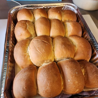 Farmhouse White Rolls - 12 Count