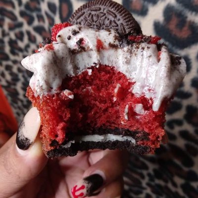 Red Velvet Oreo Face 😋 