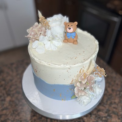8in 3 layer Cakes