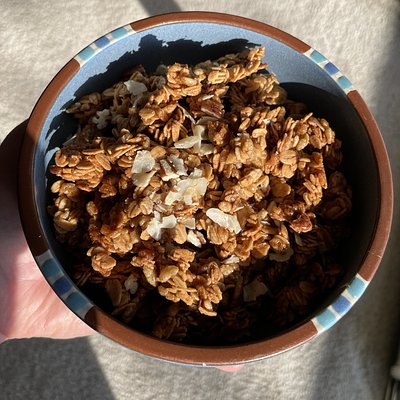 Vanilla Maple Pecan Granola