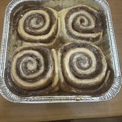 8 X 8 Pan(4-5 Rolls) Of Large Cinnamon Rolls 