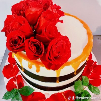 12” Couture Cake