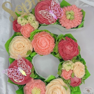 Number Flower Cupcakes