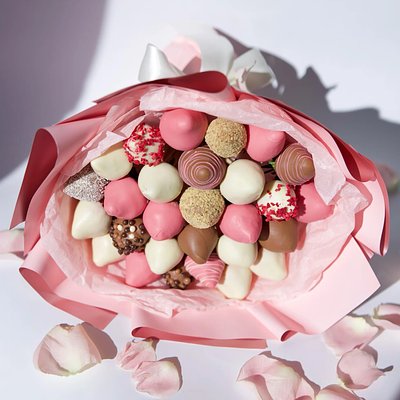 Chocolate Covered Strawberry Bouquet 