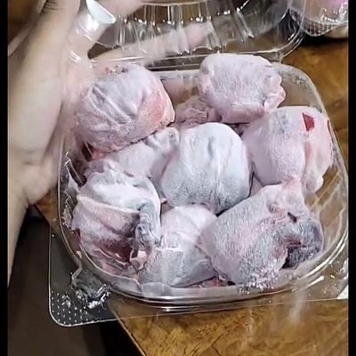 Gusher Strawberries Box 