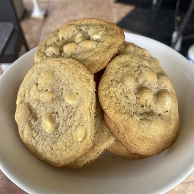 White Chocolate Macadamia Nut Cookies