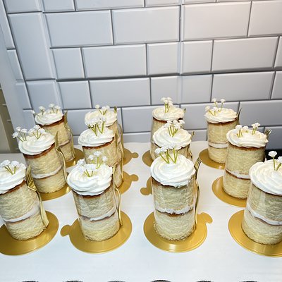 3inch Signature Mini Celebration Cakes (12 Count)