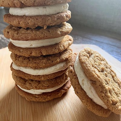 Oatmeal Whoopie pies-GF/REG