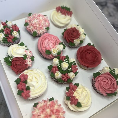  Valentines  Cupcakes 
