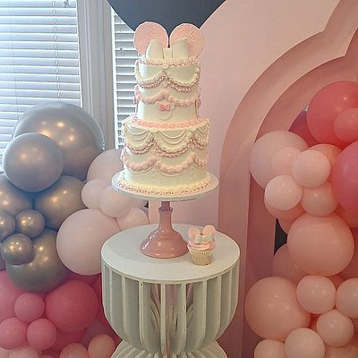 Two Tier Cake (6in & 9in)