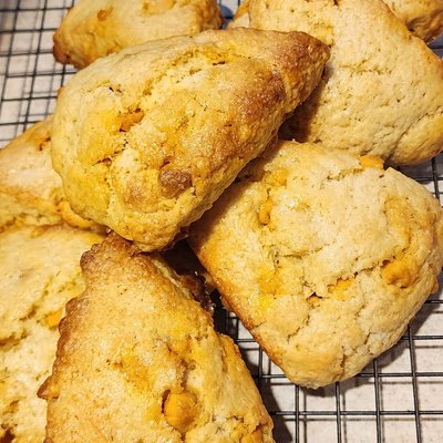Sourdough Butterscotch Chip Scones - 4 Count 