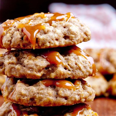 Dozen Caramel Apple Cookies