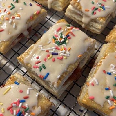 Strawberry 🍓 Pop Tart - 4 Pack