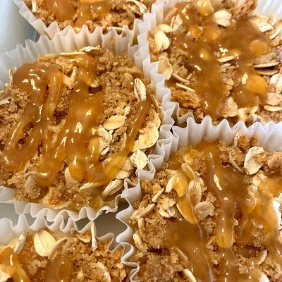 10 Caramel Apple Crumble Minis