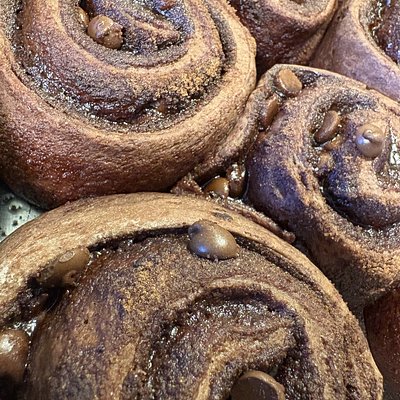 Chocolate Cinnamon Rolls (4 Ct)
