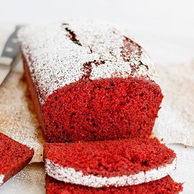 Red Velvet Banana Bread 