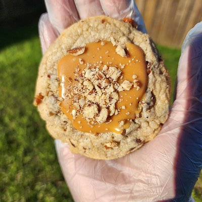 1 Dozen Peacan Turtle Cookies
