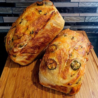 Garden Fresh Jalapeño & Sharp Cheddar Sourdough 