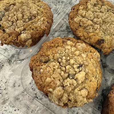 Banana Chocolate Chip Muffins