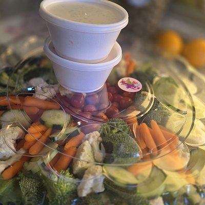Fruit/Veggies Tray W Dip 